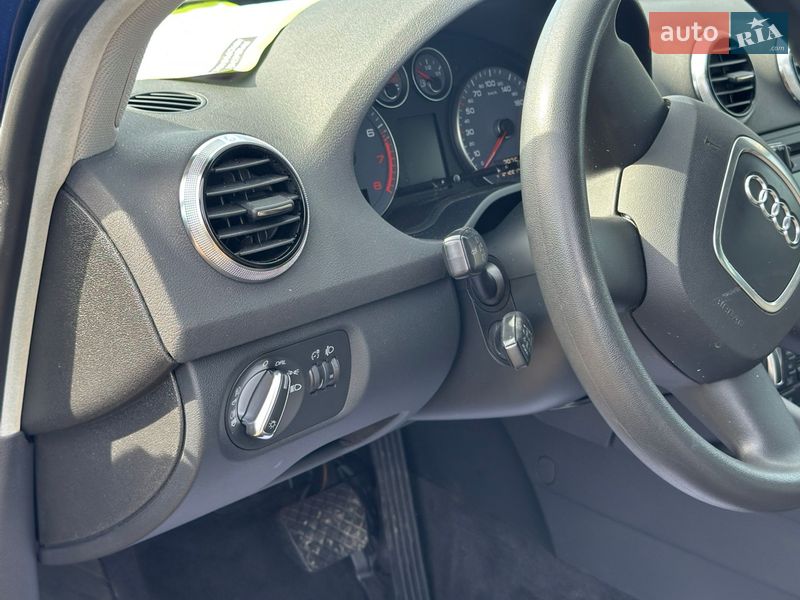 Хэтчбек Audi A3 2010 в Луцке