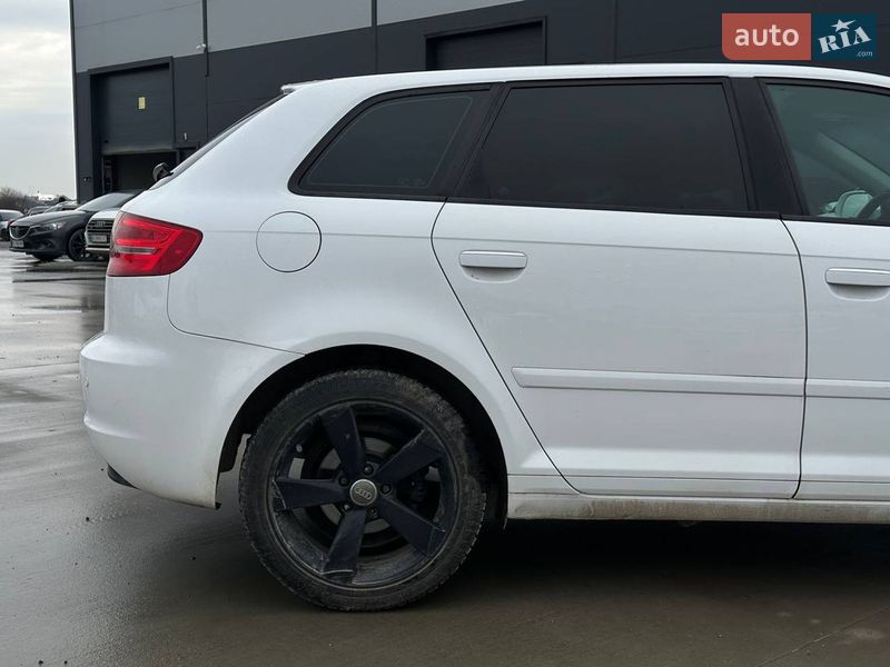 Хэтчбек Audi A3 2012 в Львове