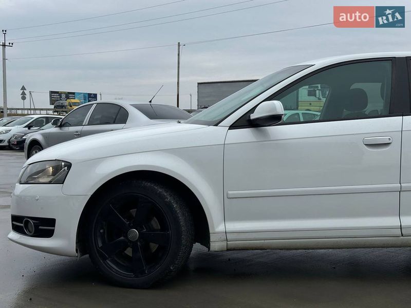Хэтчбек Audi A3 2012 в Львове