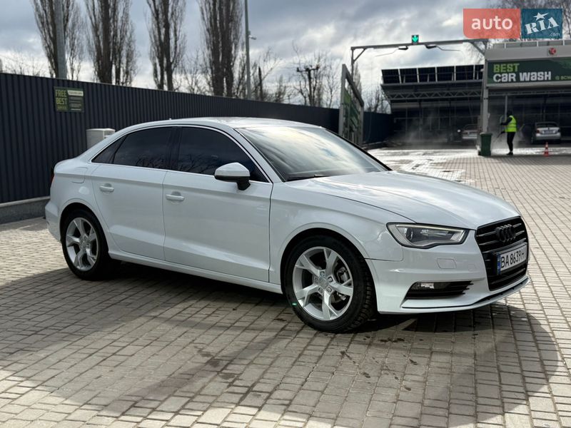 Седан Audi A3 2013 в Кропивницькому