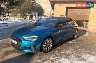 Хэтчбек Audi A3 2021 в Ивано-Франковске