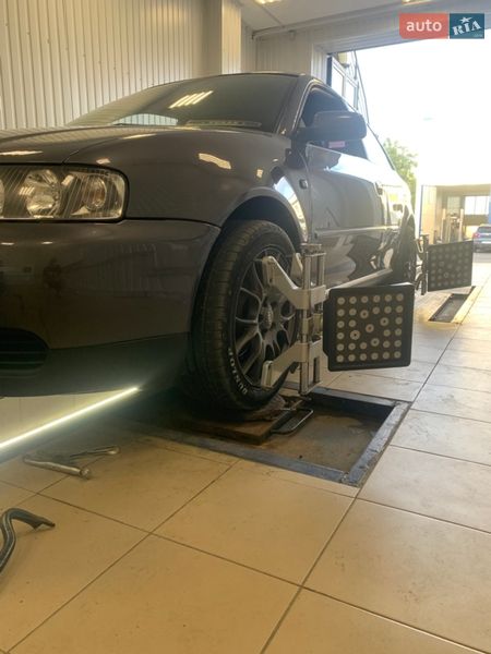 Хэтчбек Audi A3 2000 в Виннице