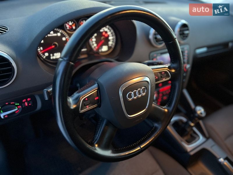 Хетчбек Audi A3 2010 в Житомирі