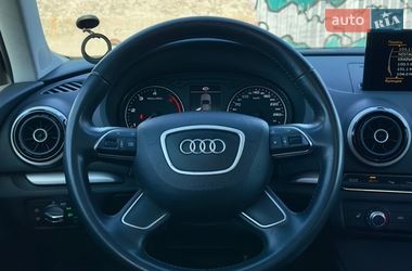 Хэтчбек Audi A3 2015 в Киеве