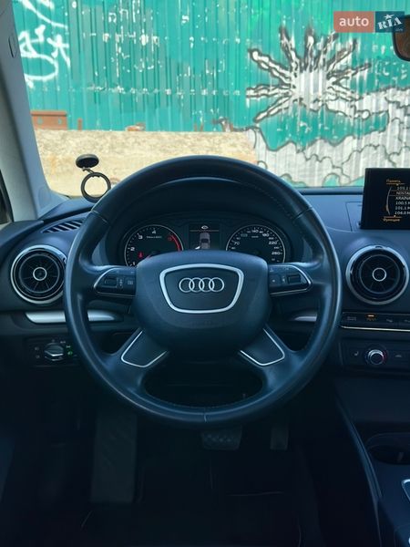 Хэтчбек Audi A3 2015 в Киеве