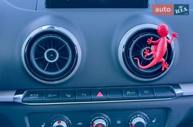 Хэтчбек Audi A3 2015 в Киеве