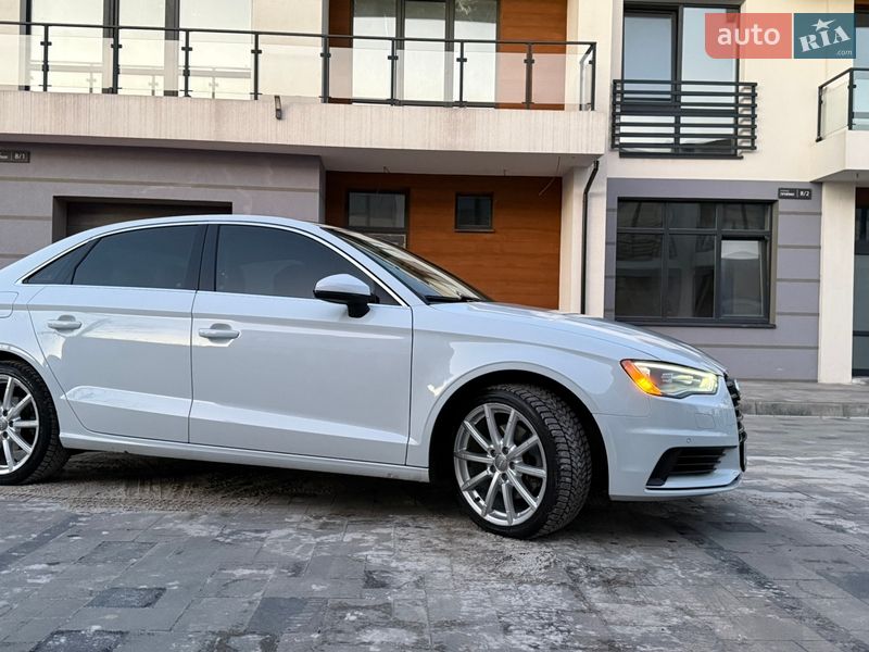 Седан Audi A3 2014 в Ивано-Франковске