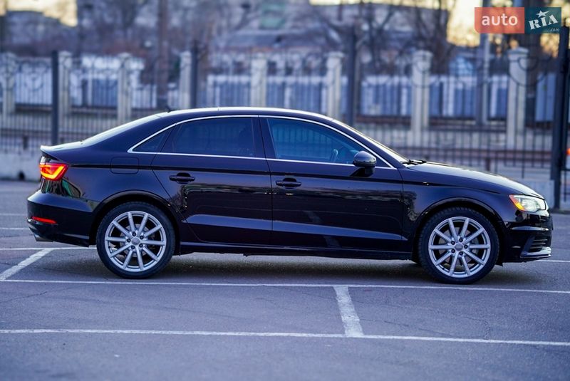 Седан Audi A3 2015 в Одессе