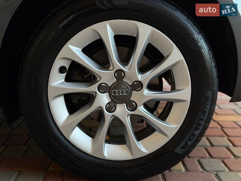 Хетчбек Audi A3 2016 в Одесі