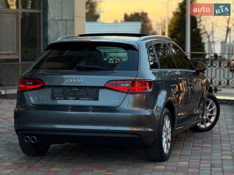 Хетчбек Audi A3 2016 в Одесі