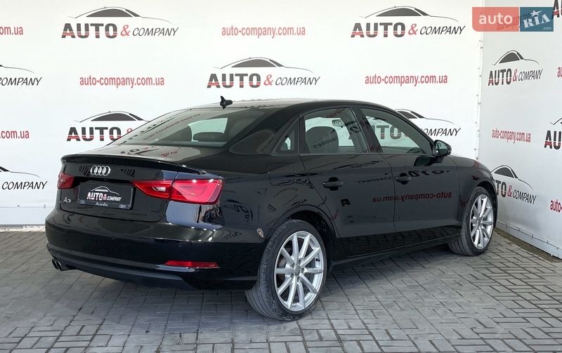 Седан Audi A3 2016 в Львові