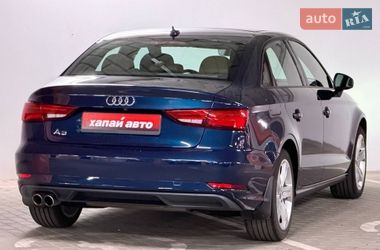Седан Audi A3 2018 в Киеве