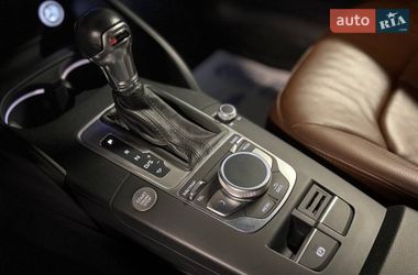 Седан Audi A3 2018 в Киеве