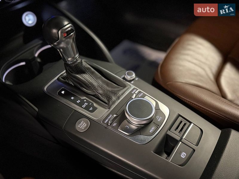 Седан Audi A3 2018 в Киеве
