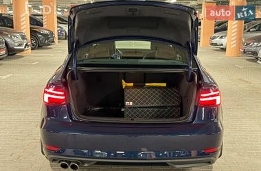 Седан Audi A3 2018 в Киеве
