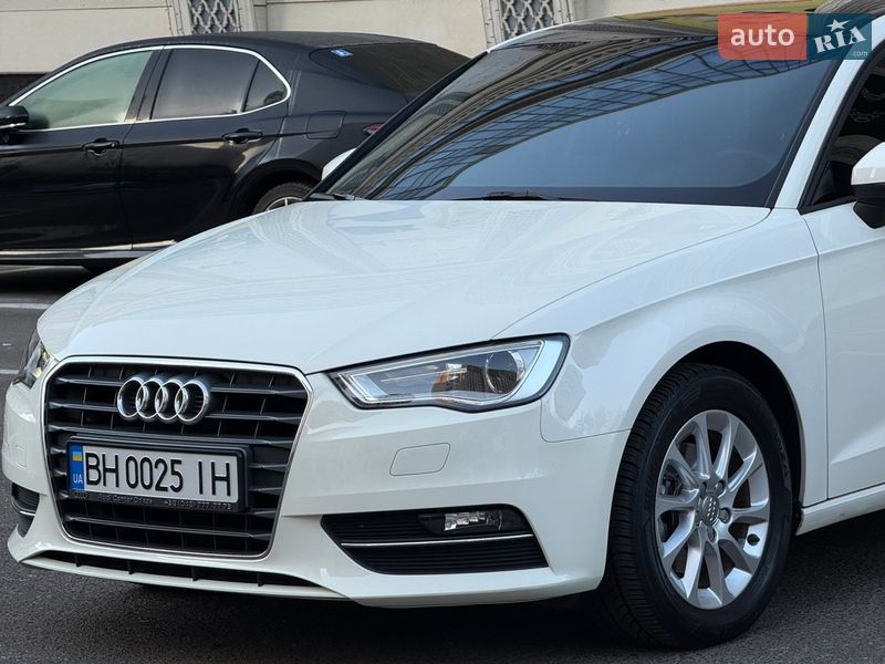 Хэтчбек Audi A3 2014 в Одессе