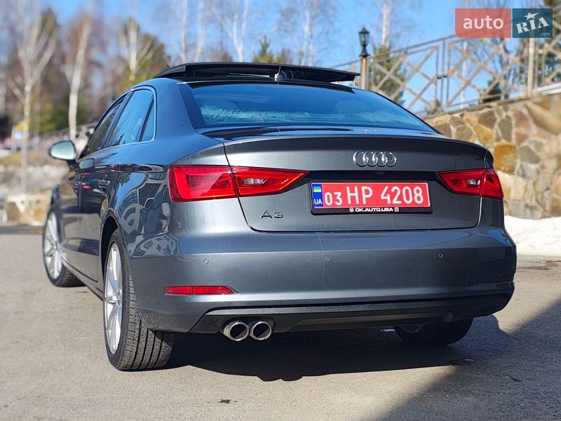 Седан Audi A3 2015 в Ровно