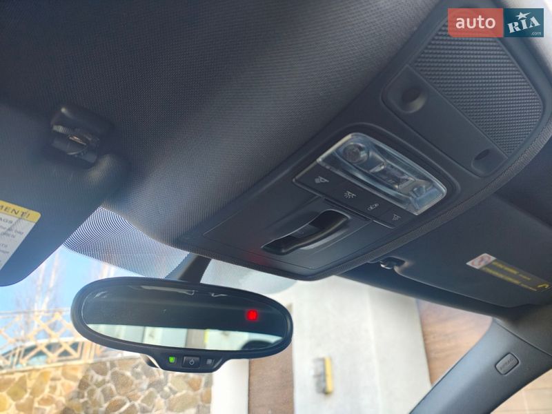 Седан Audi A3 2015 в Ровно