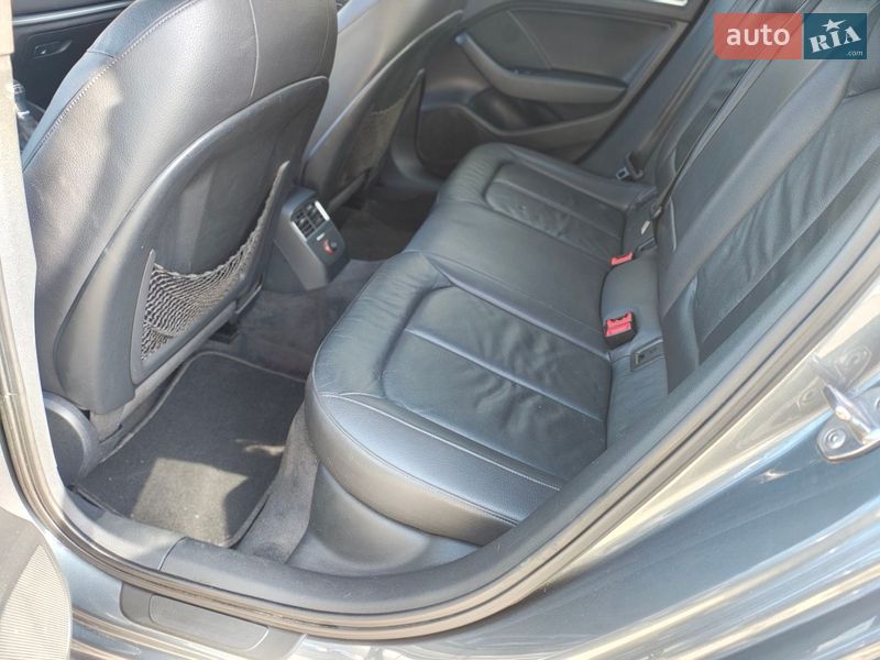 Седан Audi A3 2015 в Ровно