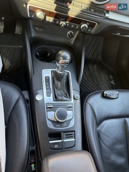 Седан Audi A3 2017 в Коломые