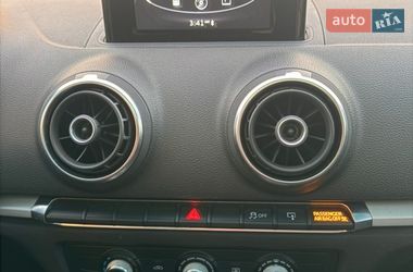 Седан Audi A3 2014 в Киеве