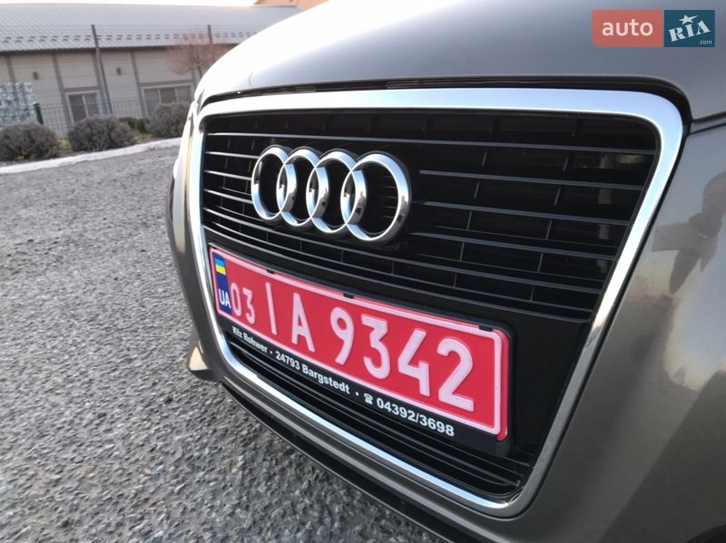 Хетчбек Audi A3 2013 в Чернівцях