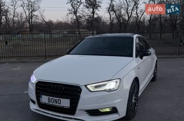 Седан Audi A3 2015 в Днепре