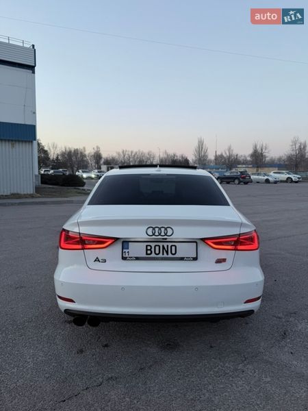 Седан Audi A3 2015 в Днепре