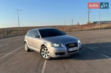 Хетчбек Audi A3 2006 в Кореці
