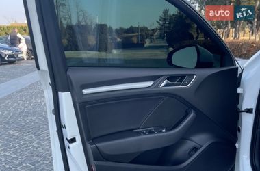 Седан Audi A3 2018 в Днепре