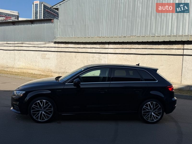 Хетчбек Audi A3 2018 в Києві
