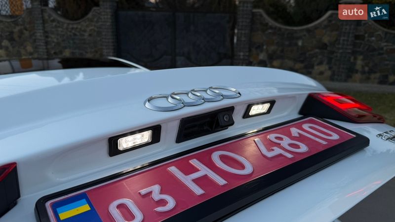 Седан Audi A3 2017 в Луцке