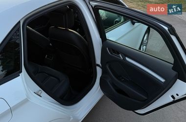 Седан Audi A3 2017 в Луцке