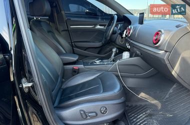 Седан Audi A3 2015 в Львове