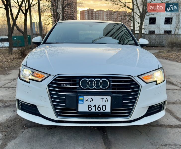Хетчбек Audi A3 2016 в Києві фото 5 Хетчбек Audi A3 2016 в Києві