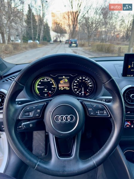 Хетчбек Audi A3 2016 в Києві фото 25 Хетчбек Audi A3 2016 в Києві