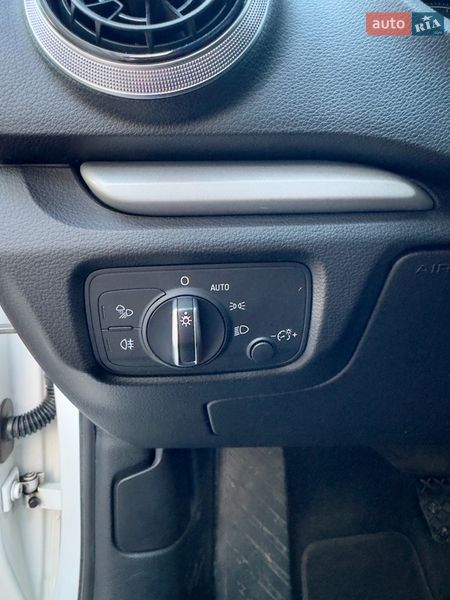 Хетчбек Audi A3 2016 в Києві фото 29 Хетчбек Audi A3 2016 в Києві