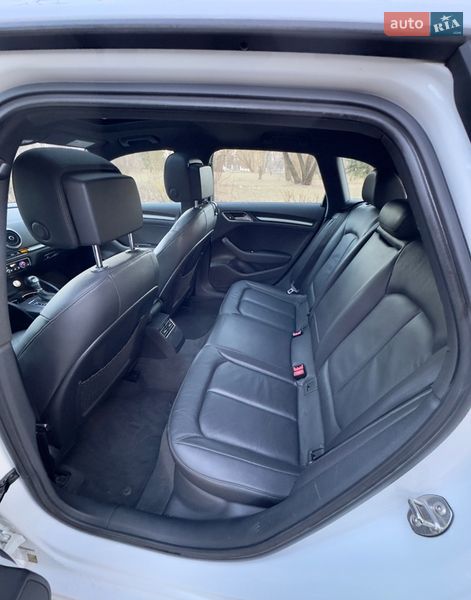 Хетчбек Audi A3 2016 в Києві фото 23 Хетчбек Audi A3 2016 в Києві