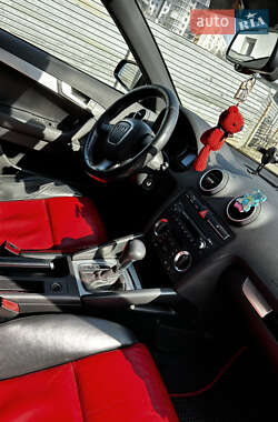 Хэтчбек Audi A3 2006 в Черновцах