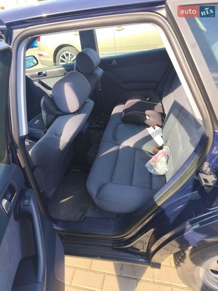 Хэтчбек Audi A3 2001 в Славуте
