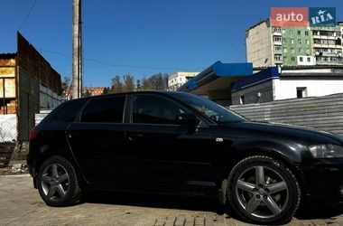 Хэтчбек Audi A3 2006 в Черновцах