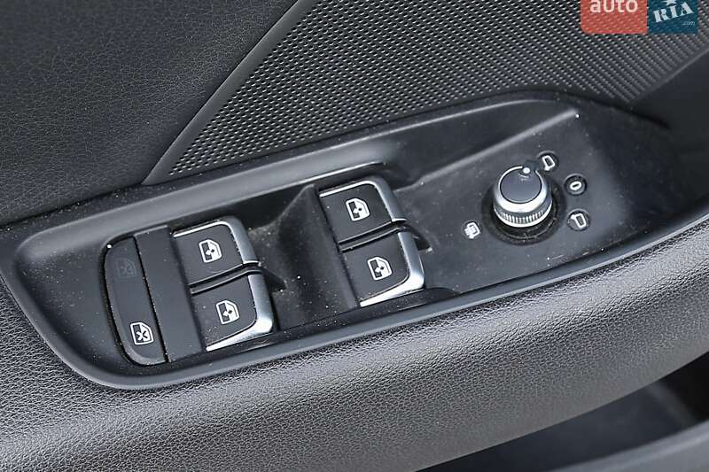 Седан Audi A3 2017 в Киеве