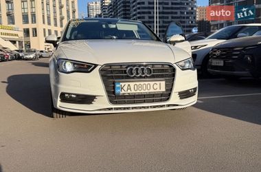Седан Audi A3 2016 в Киеве