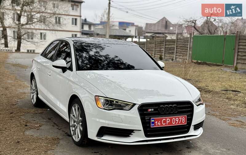 Седан Audi A3 2016 в Киеве