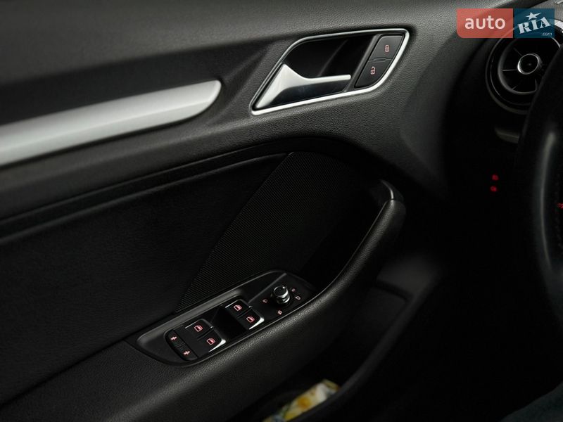 Седан Audi A3 2015 в Києві фото 10 Седан Audi A3 2015 в Києві