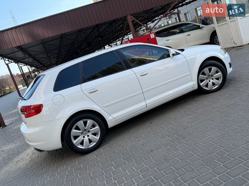 Хэтчбек Audi A3 2013 в Одессе