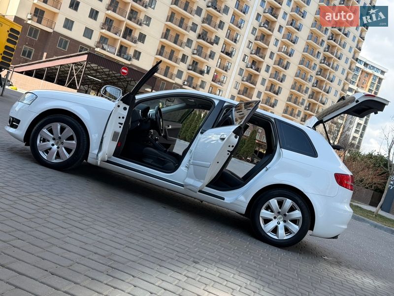 Хэтчбек Audi A3 2013 в Одессе