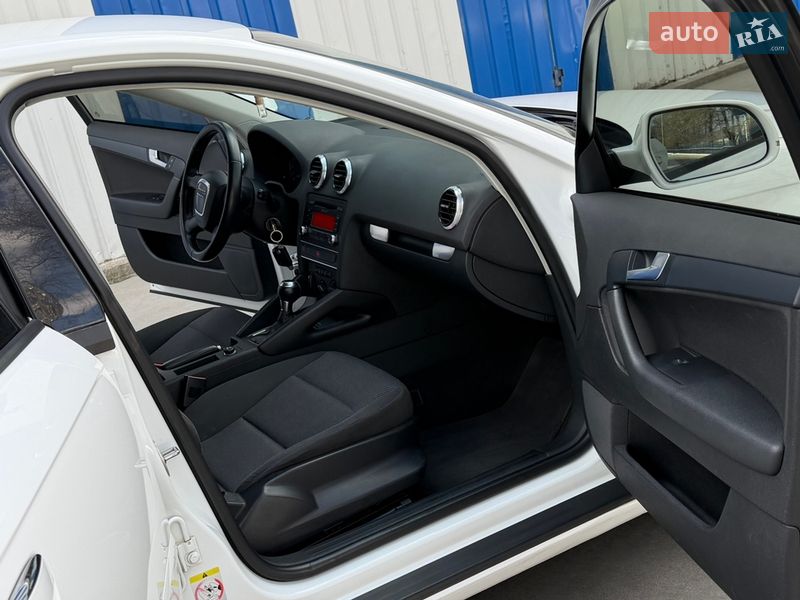 Хэтчбек Audi A3 2013 в Одессе