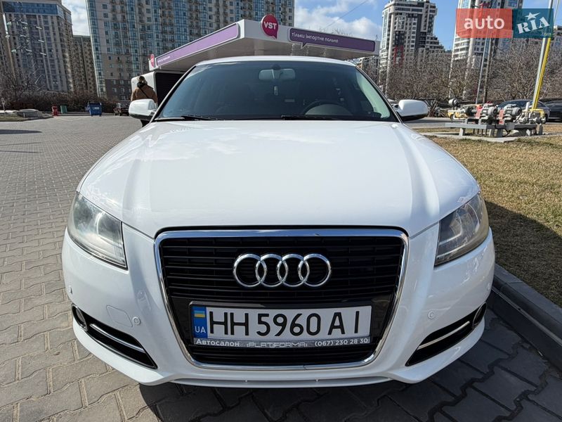 Хэтчбек Audi A3 2013 в Одессе