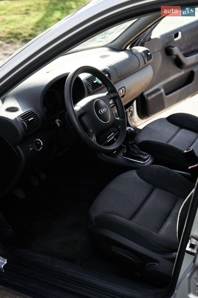 Хэтчбек Audi A3 2002 в Калуше